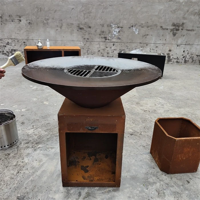Rusty Exterior Bbq Grill
