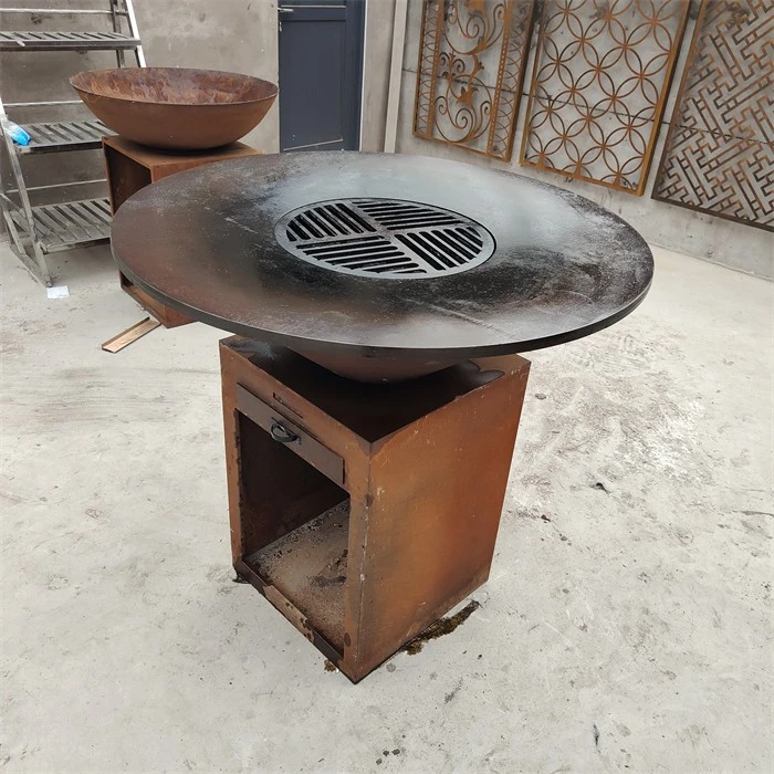 Rusty Exterior Bbq Grill