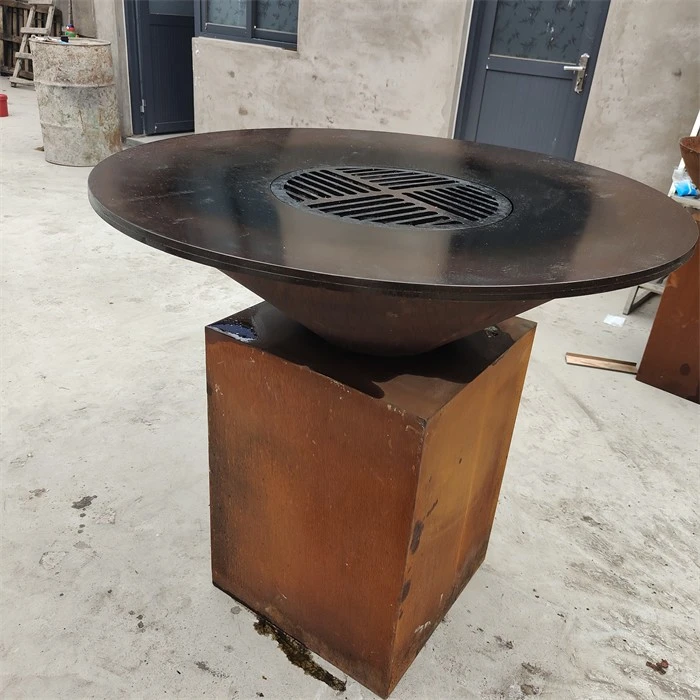 Rusty Exterior Bbq Grill