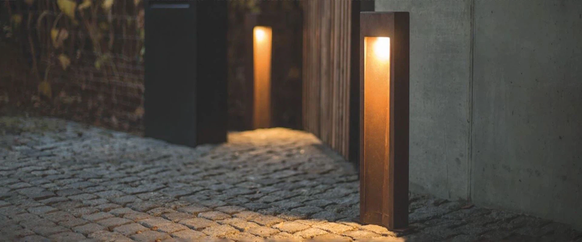 Outoors Patio Pathway Landscape Garden