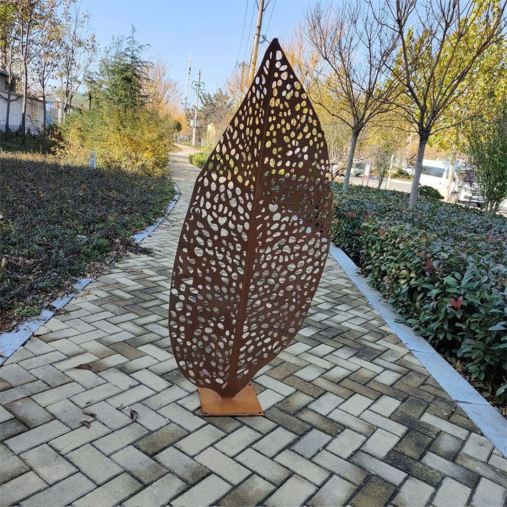 Corten-Metallskulptur